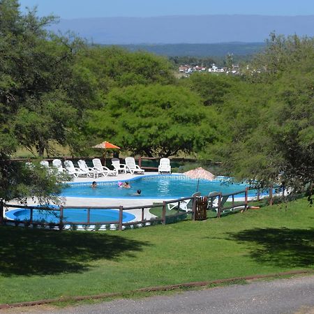 Cabanas Los Algarrobos Villa General Belgrano Luaran gambar