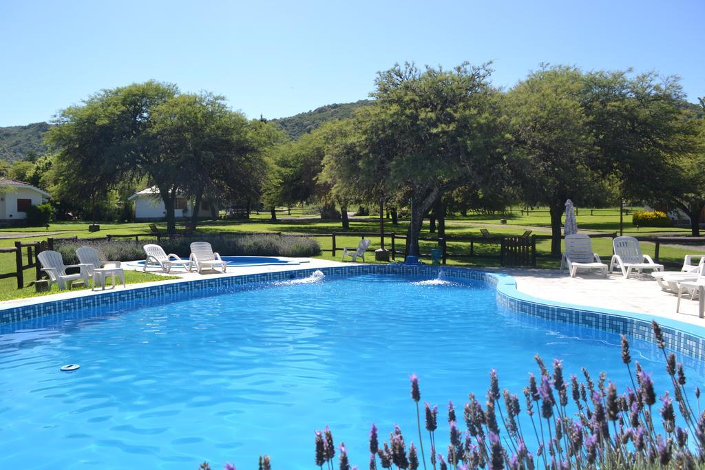 Cabanas Los Algarrobos Villa General Belgrano Luaran gambar