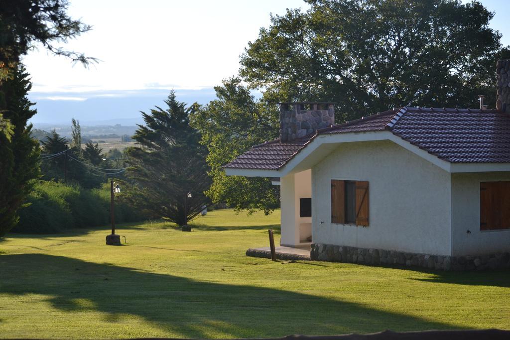 Cabanas Los Algarrobos Villa General Belgrano Luaran gambar