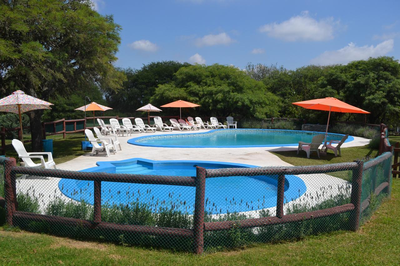 Cabanas Los Algarrobos Villa General Belgrano Luaran gambar