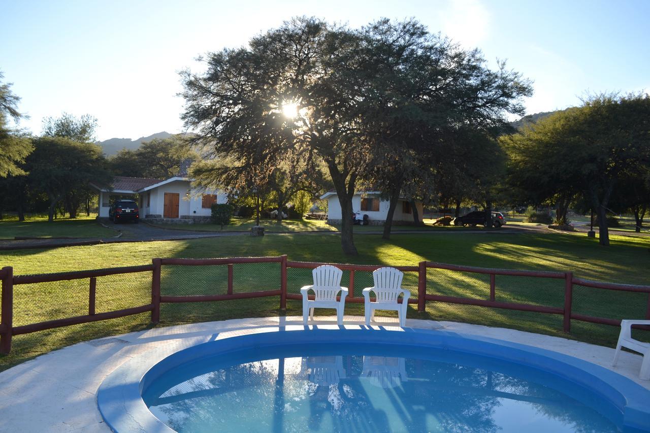 Cabanas Los Algarrobos Villa General Belgrano Luaran gambar
